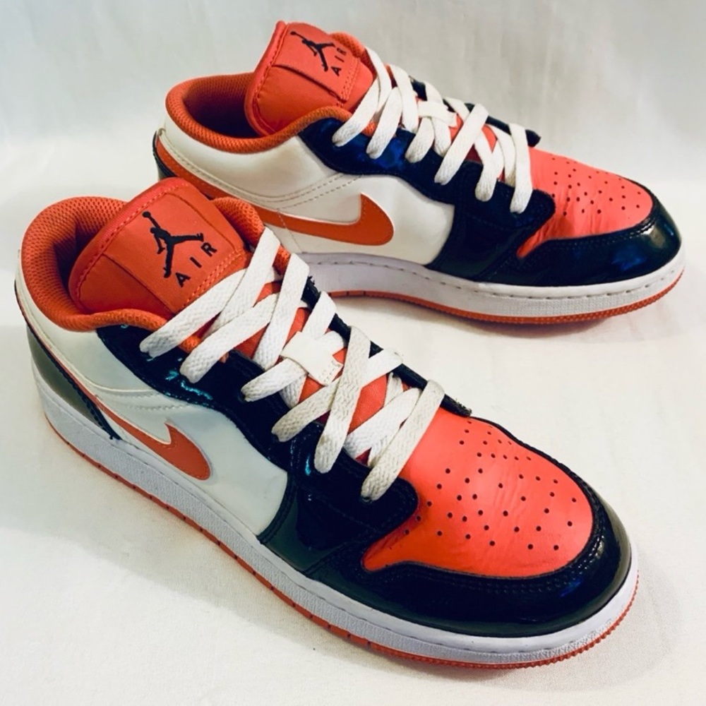 Jordan 1 Low ‘Halloween Sneakers